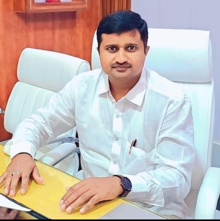 https://shivajicop.org/wp-content/uploads/2023/10/निर्देशक-श्री-सुजीत-कुमार-तिवारी.jpg